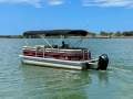 Sun Tracker Party Barge 22 XP3 - with trailer
