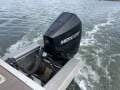 Sun Tracker Party Barge 22 XP3 - with trailer