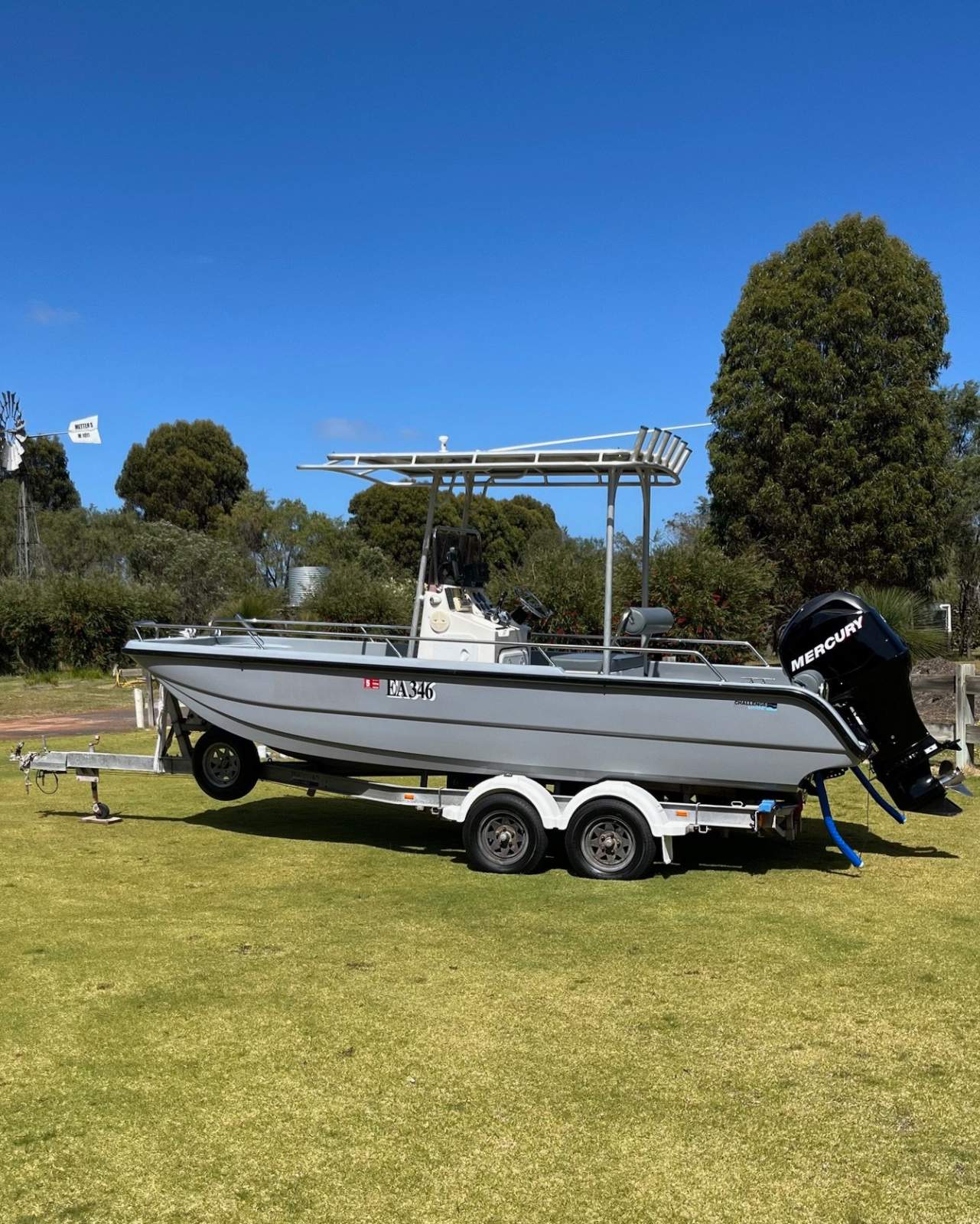 Ocean Whaler 565 Ocean Whaler 565 tri-hull centre console.