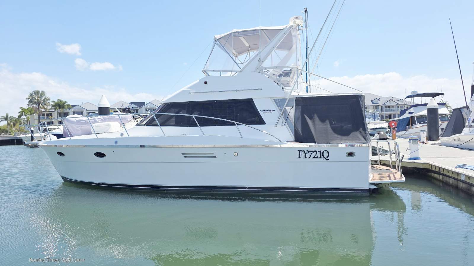 Pacific 42 Flybridge:Pacific 42