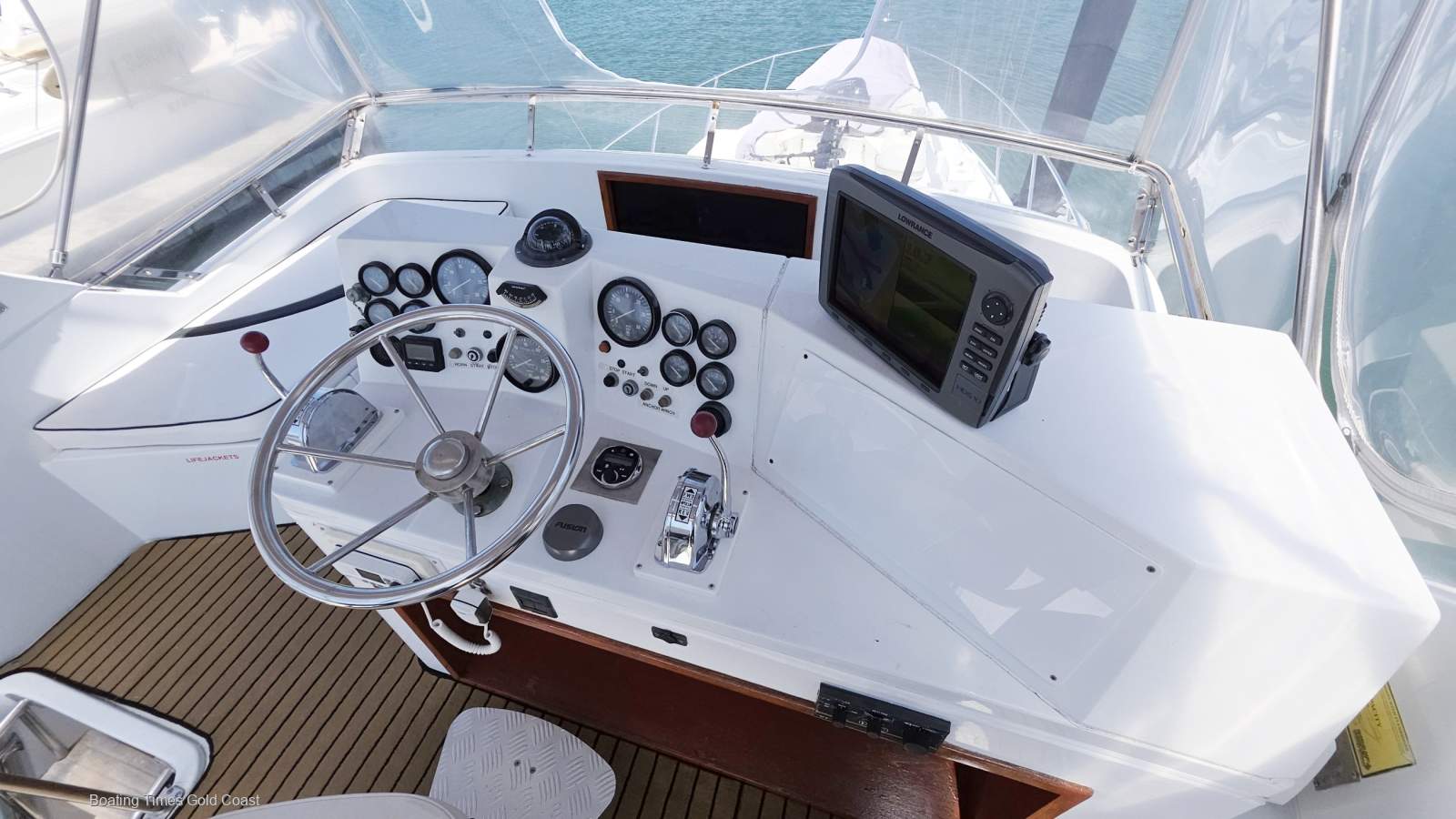Pacific 42 Flybridge