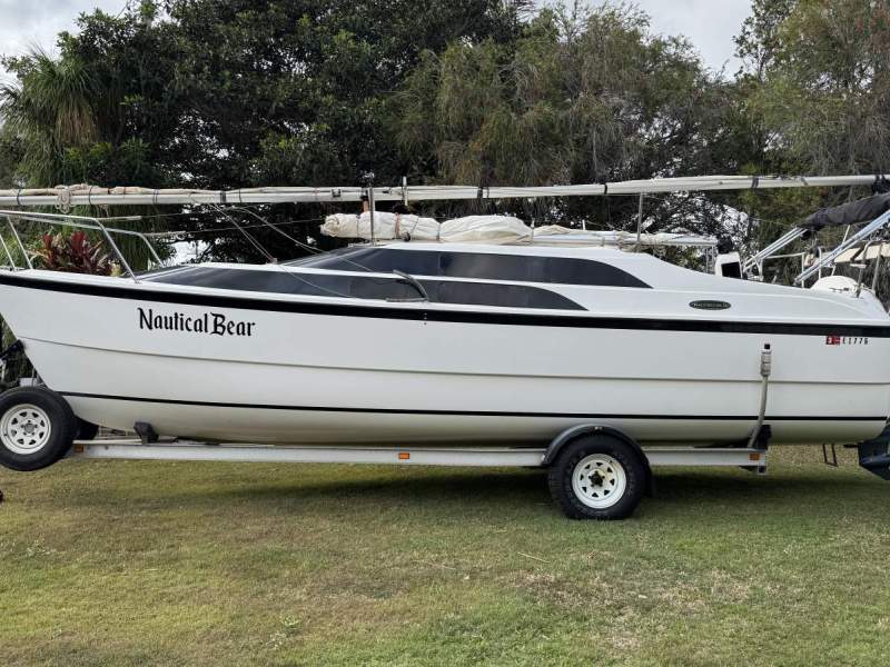 Macgregor 26M