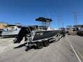 Yellowfin Plate 6200 Centre Console 2023 MODEL WITH 99HRS SUIT NEW BOAT BUYER