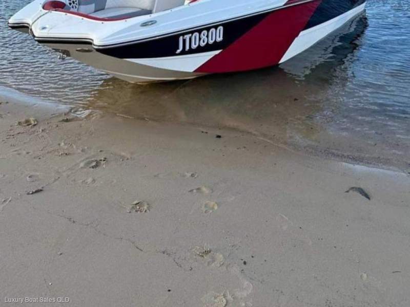 Rinker 200 Captiva MTX Extreme
