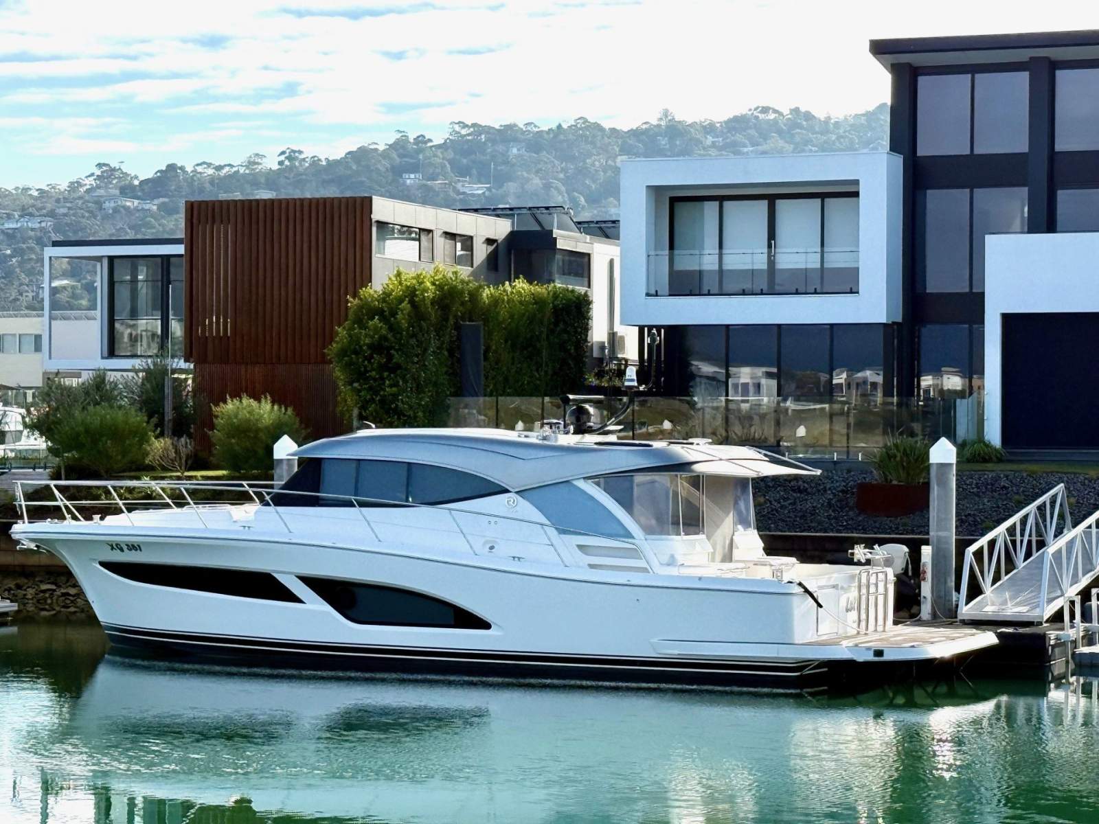  Riviera 465 SUV Boat Brokers of Tasmania