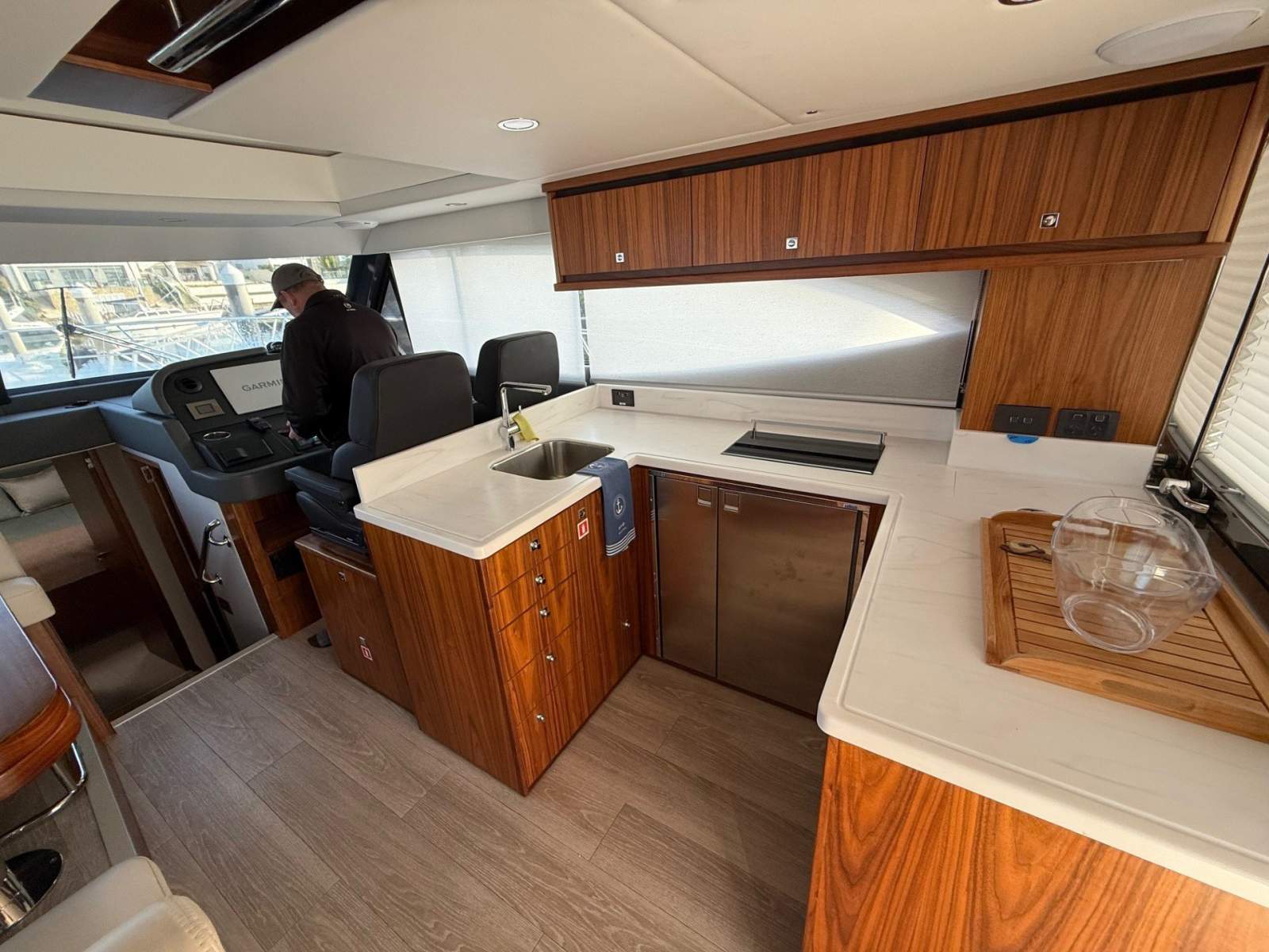  Riviera 465 SUV Boat Brokers of Tasmania