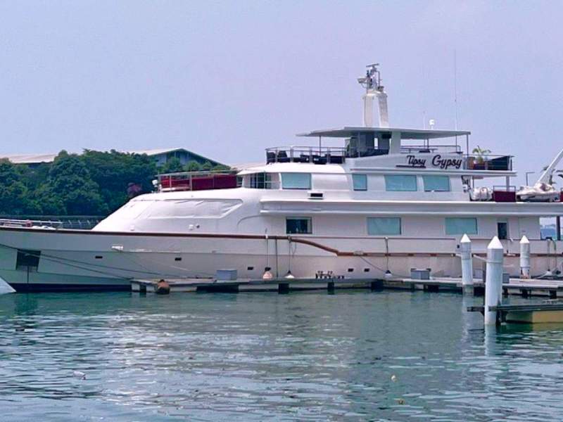 Custom 135 MIT