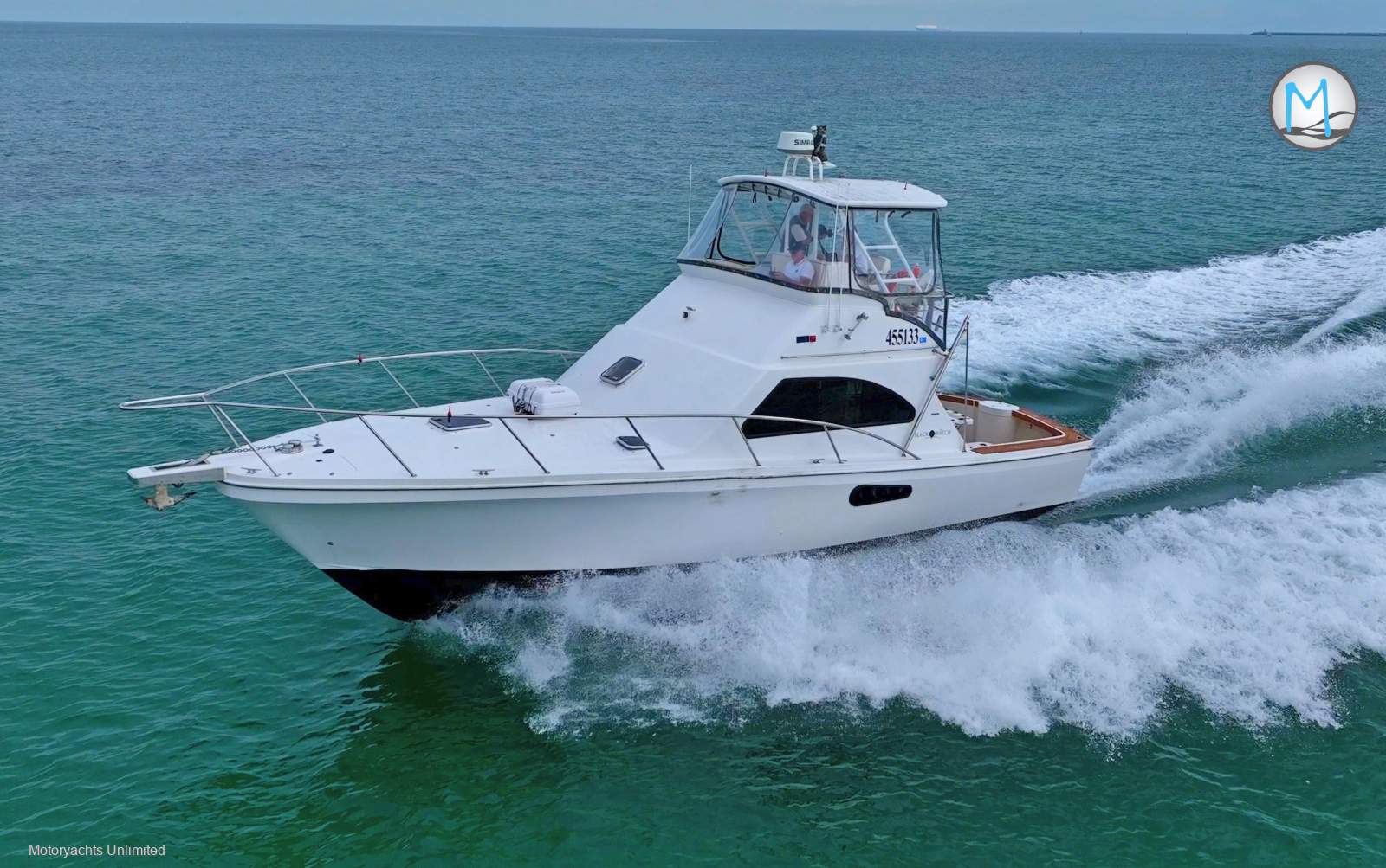 Black Watch 40 Flybridge Certified in 2C Survey. Re-powered in 2020