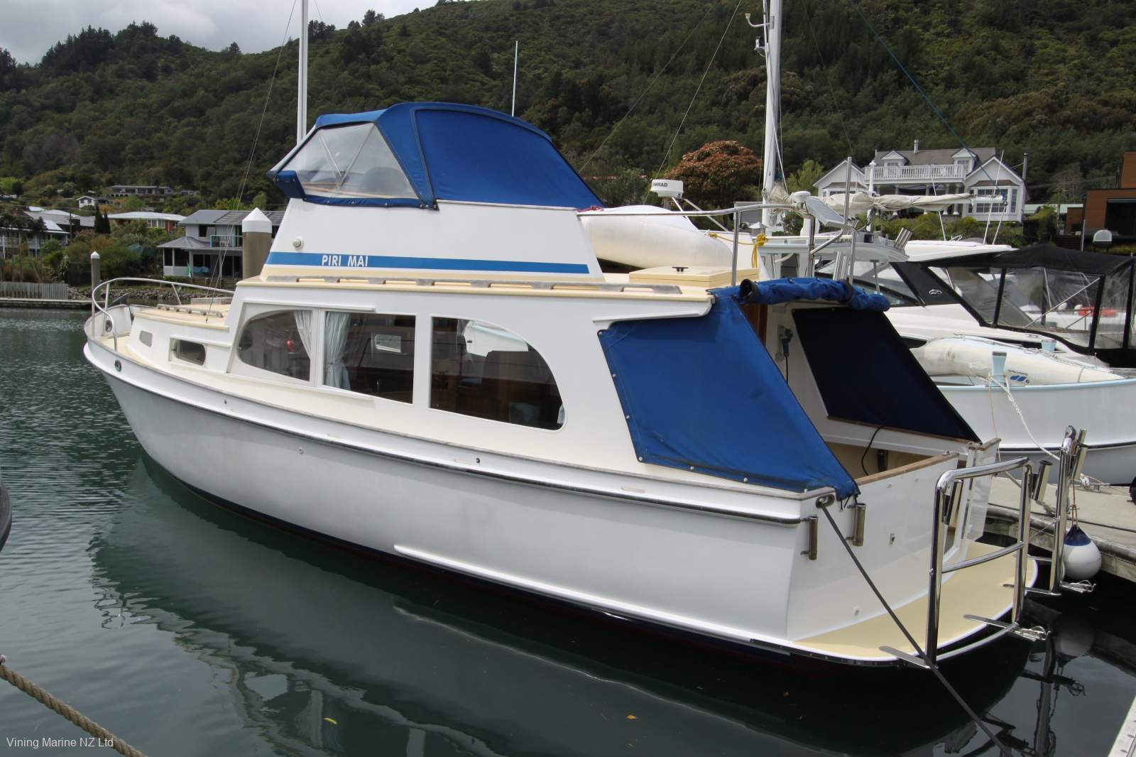 Robert Brooke 10.6m Launch