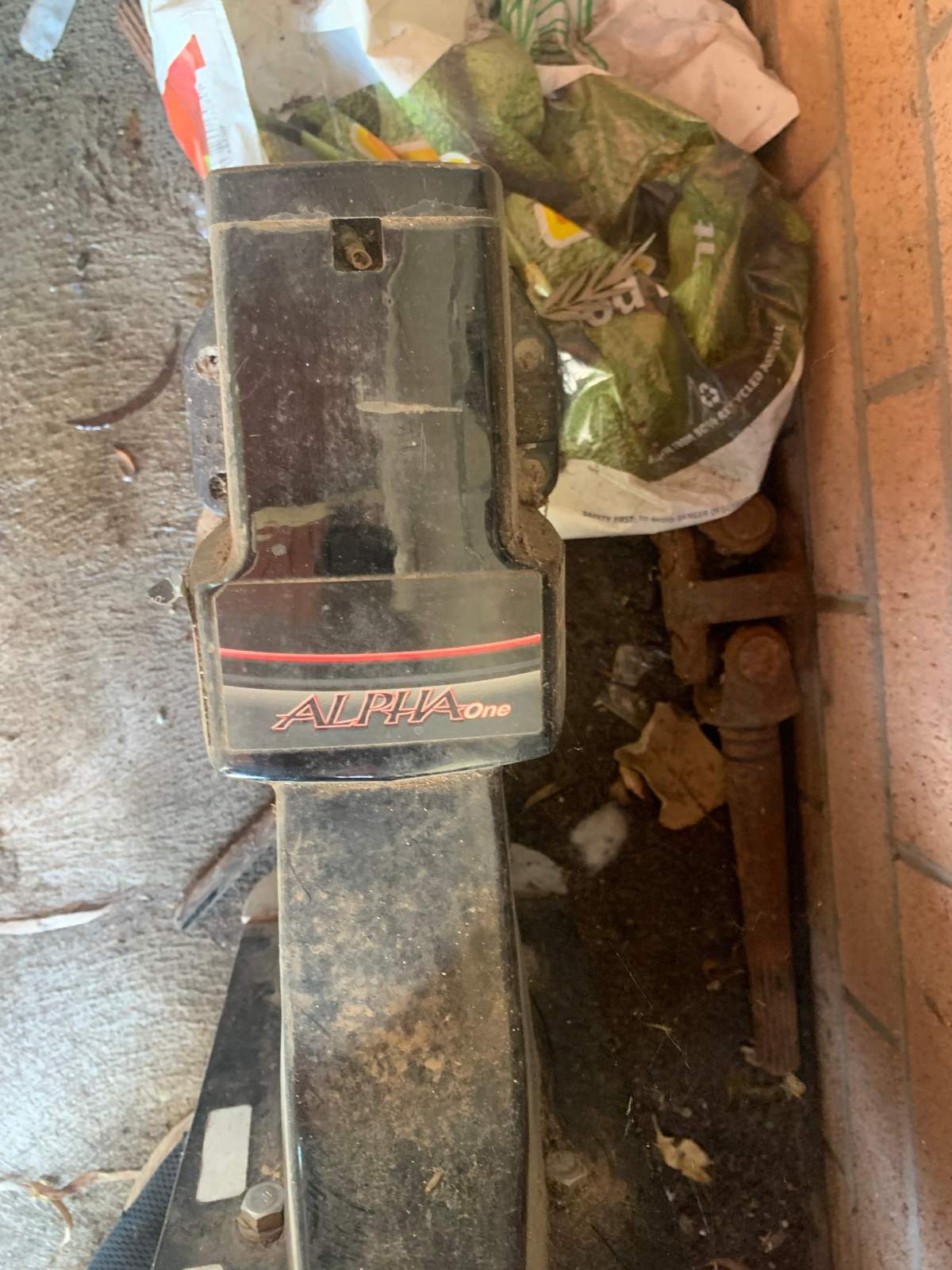 Reconditioned Mercruiser petrol 4 cylinder and Mercruiser leg