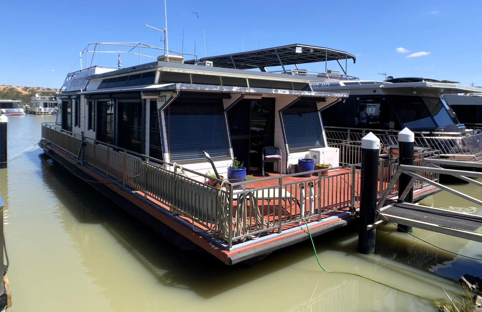 "DESTINY" Two Decked, Three Bed, Pontoon Houseboat