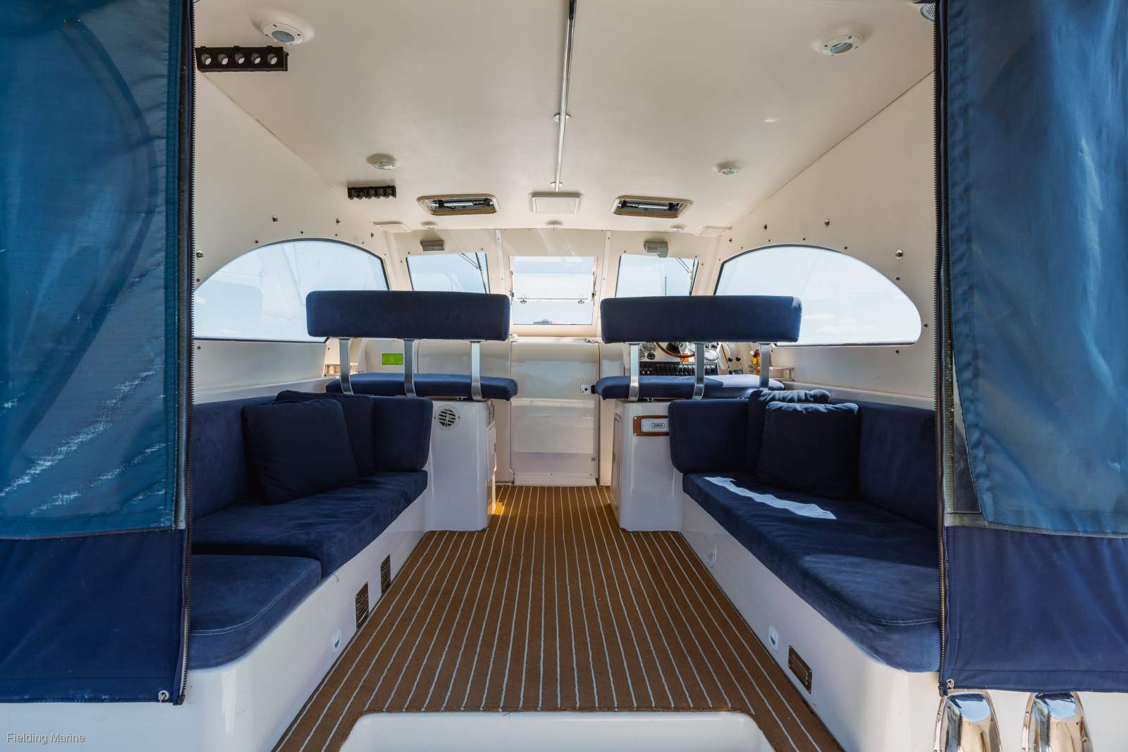 Mainship 34 Pilot Mainship 34 Pilot