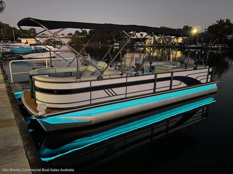 Luxury Pontoon Boat