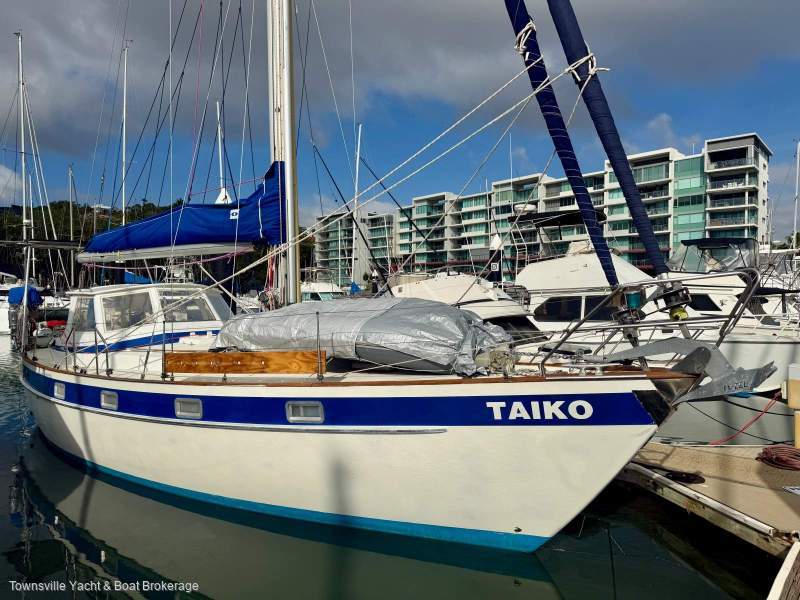 Hallberg-Rassy 38 Centre Cockpit
