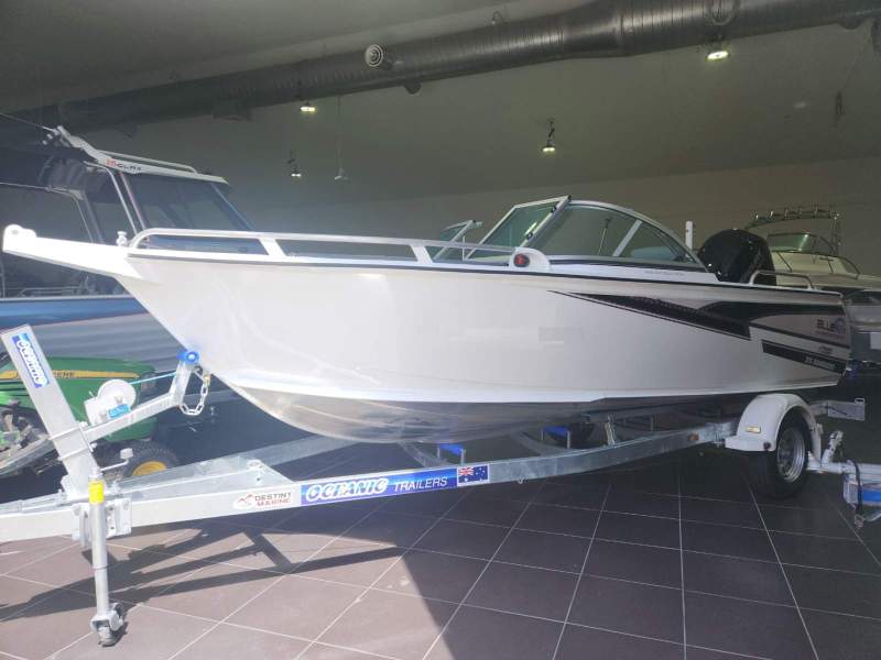 Bluefin 5.80 Bowrider