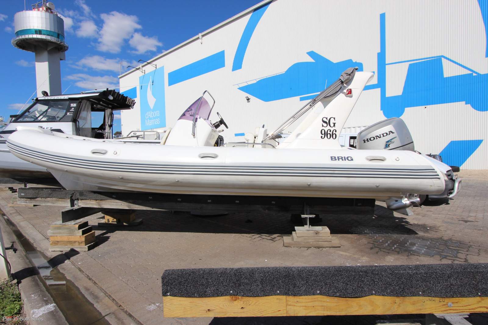 Brig Eagle 645