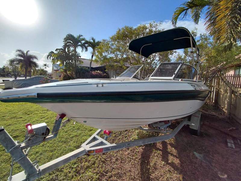 Stejcraft 580 Bahama Bow Rider