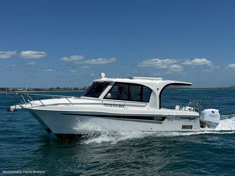 Powercat 9000 Sports Cruiser Sedan