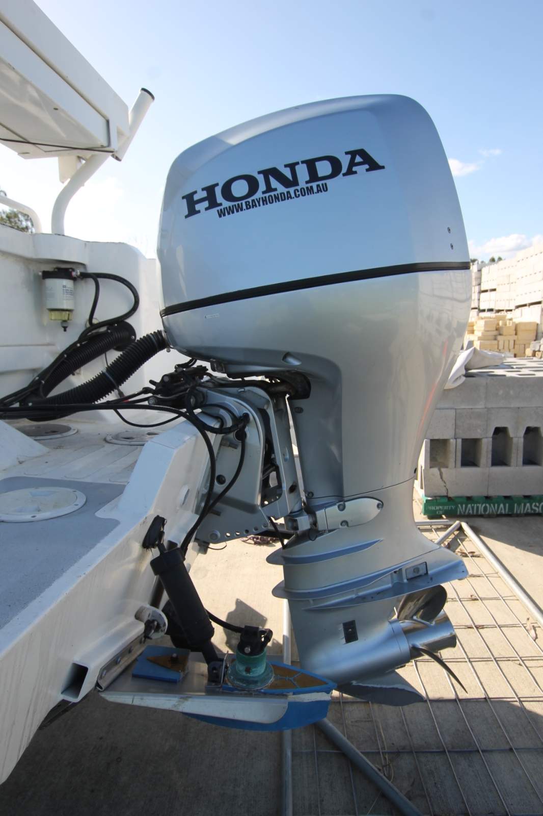 Noble 5.80 Super Vee Cuddy Cabin Noble 5.80 Super Vee Cuddy Cabin