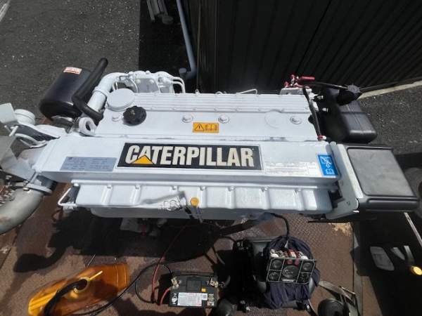 Caterpillar 3056 Marine Engine - 185 HP with ZF 80A Gearbox (3.5 Hours)