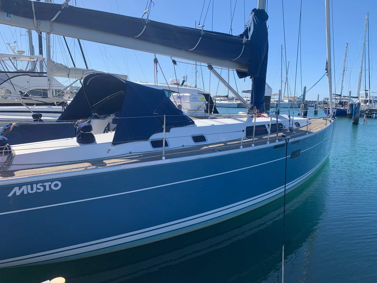 Hanse 430E Hanse 430E