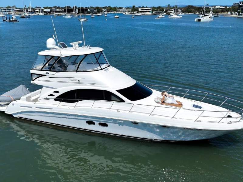 Sea Ray 58 Sedan Bridge