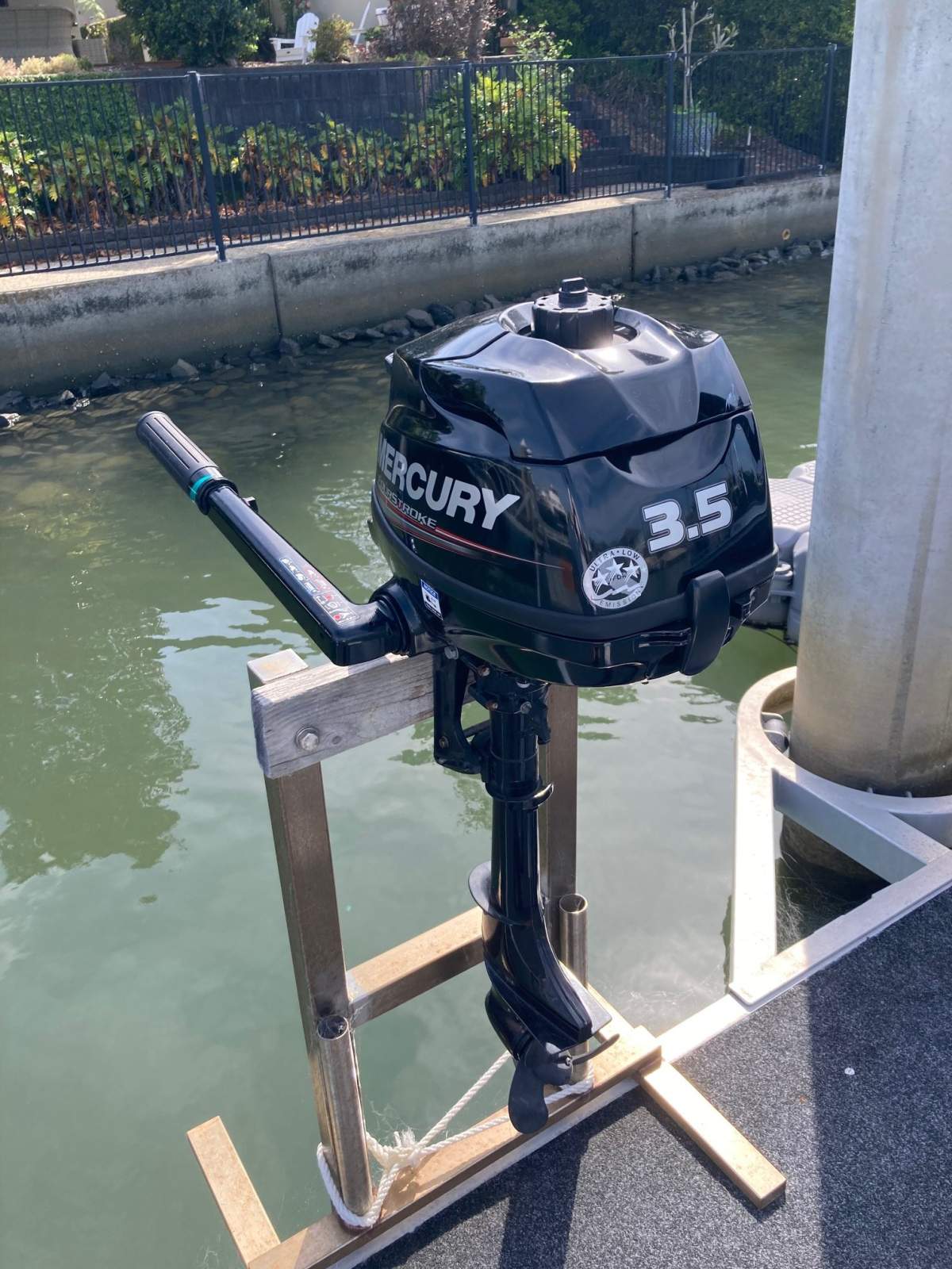 Mercury 3.5hp Outboard Motor