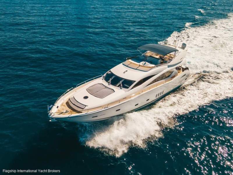 Sunseeker Yacht 82
