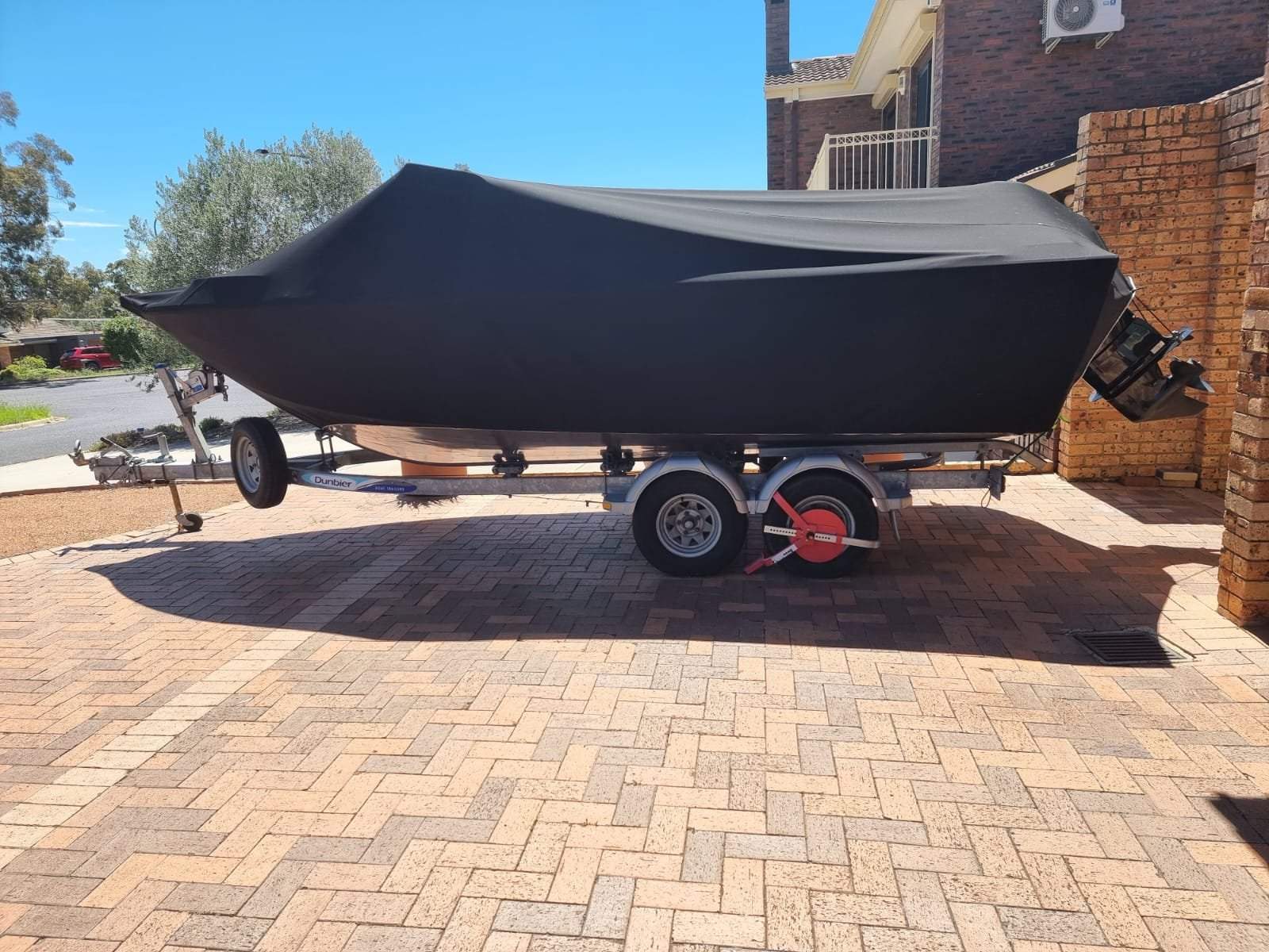 Crestliner 1850 Commander