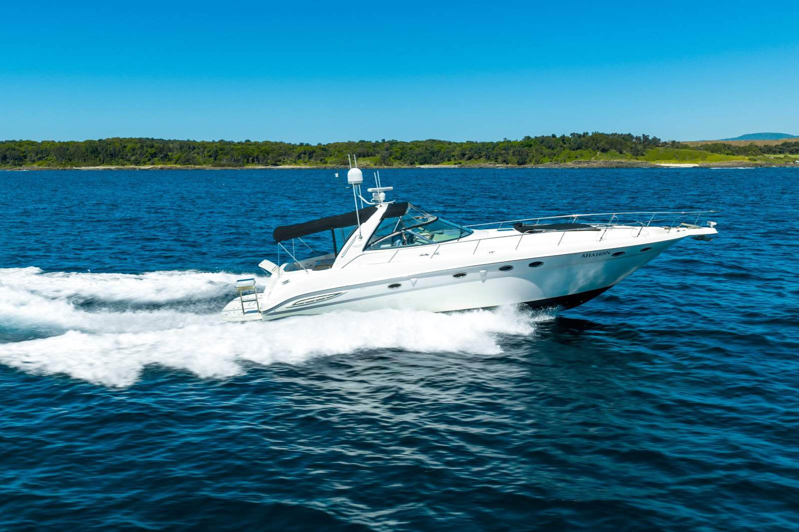 Sea Ray 460 Sundancer - 2001 Model