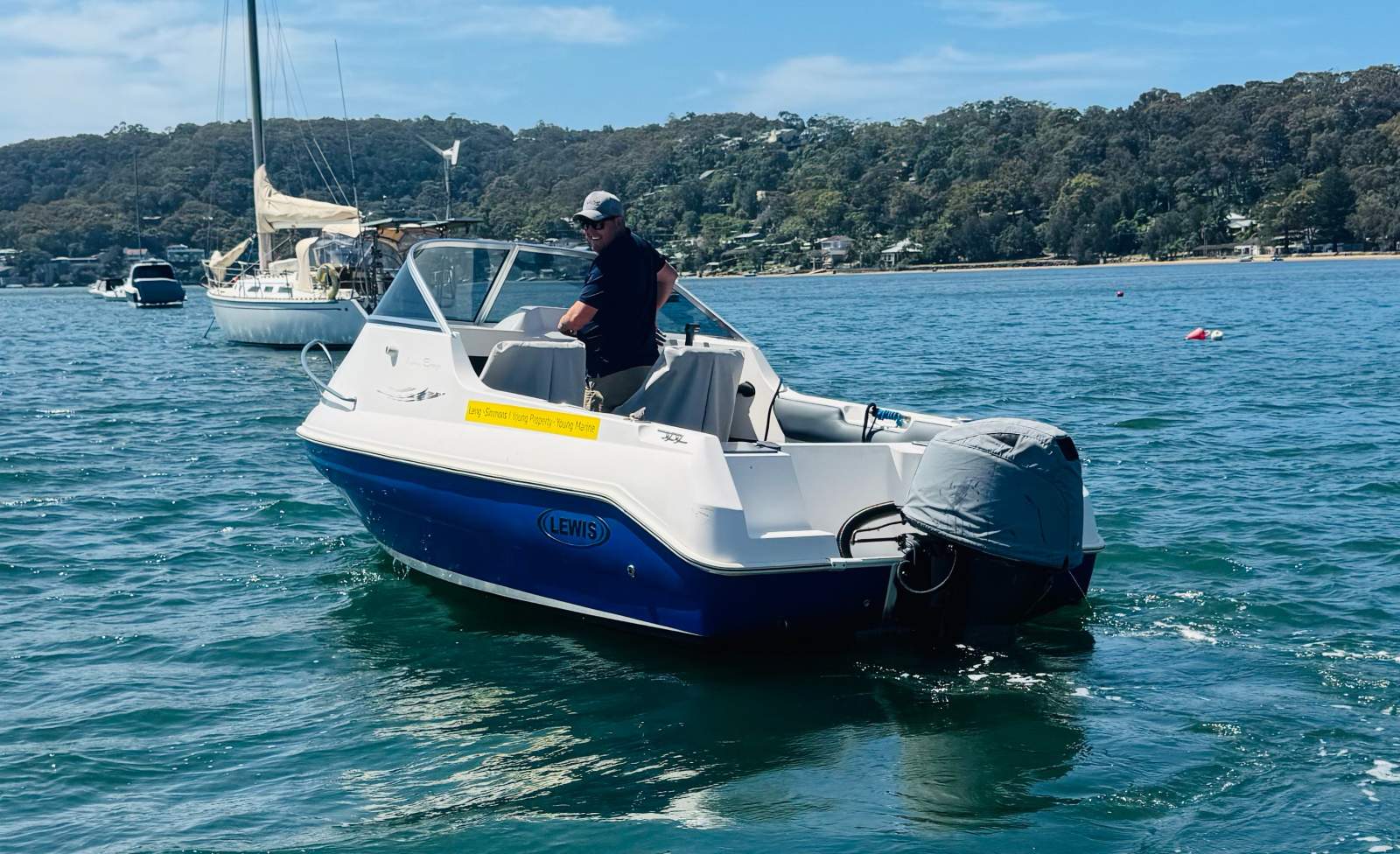 Lewis Boats 525 Breeze