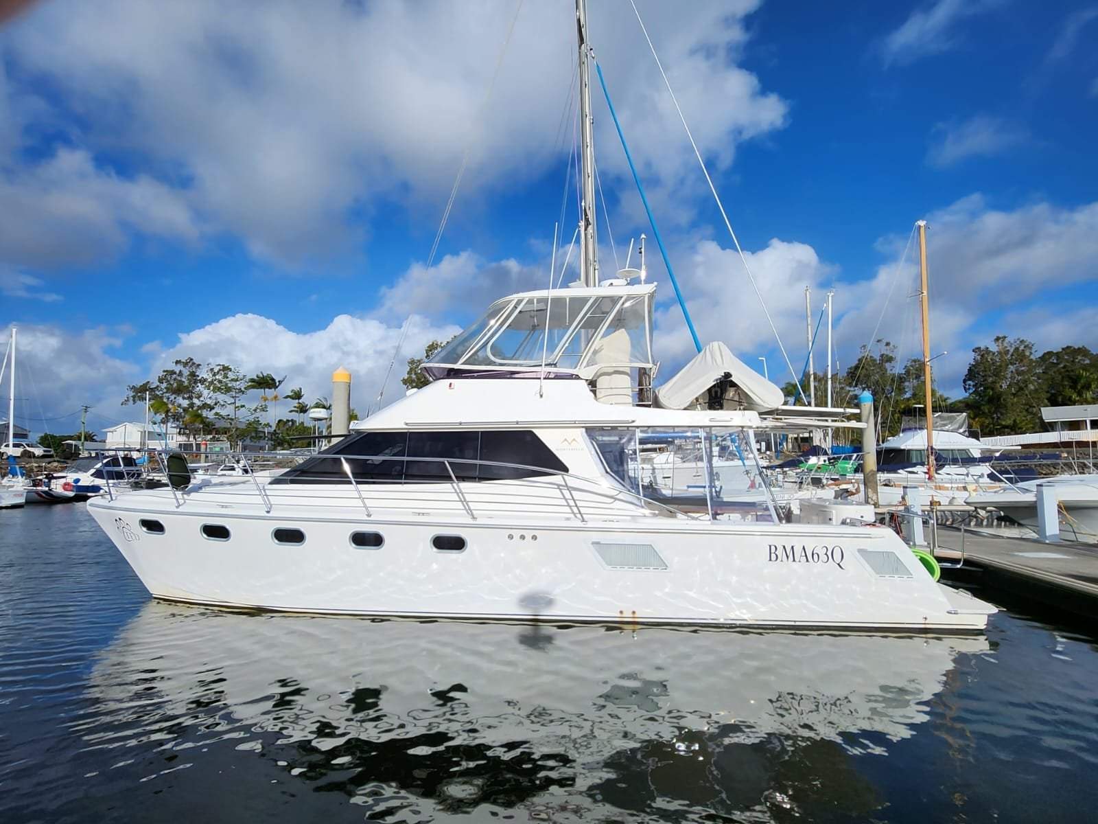 Montebello 12.5 Powercat