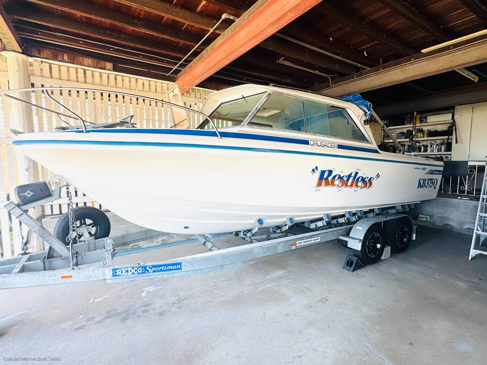 Caribbean 235 Crusader