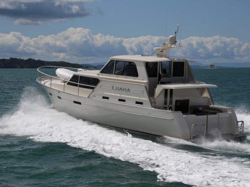 Elite 15.5 Mid Pilothouse Semi-displacement world cruisier