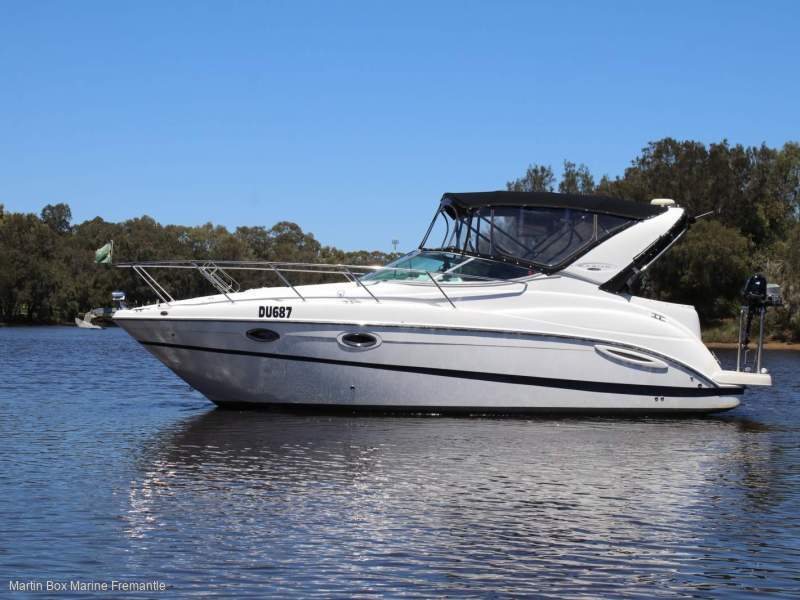Maxum 2700 SE with Bow Thruster