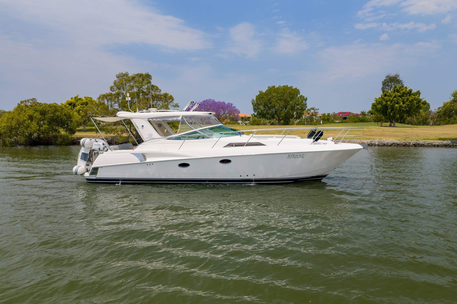 Riviera M360 Sportscruiser