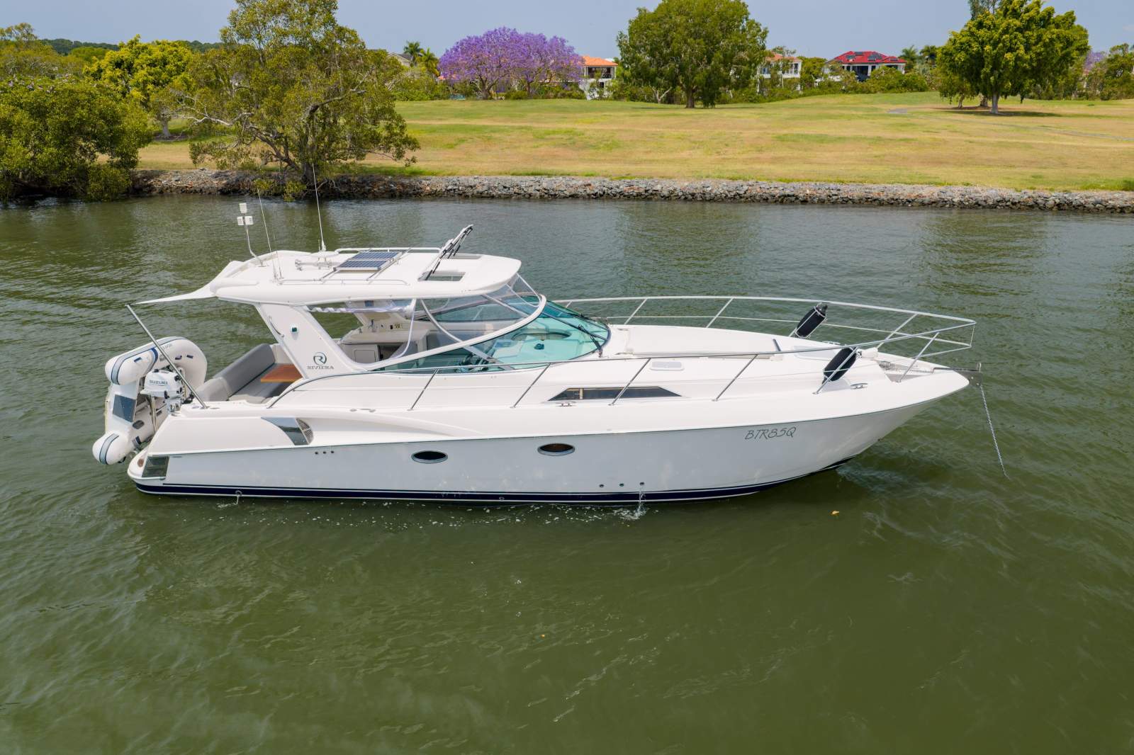 Riviera M360 Sportscruiser
