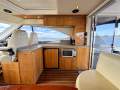 Riviera 4400 Sport Yacht