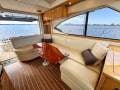 Riviera 4400 Sport Yacht