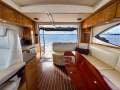 Riviera 4400 Sport Yacht
