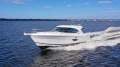 Riviera 4400 Sport Yacht