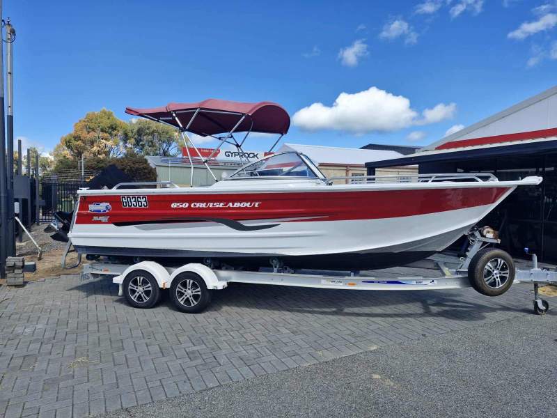 Quintrex 650 Cruiseabout