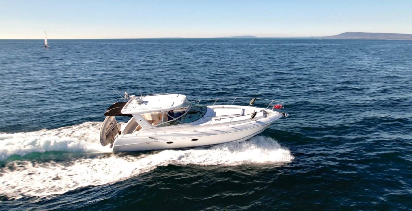 Riviera M360