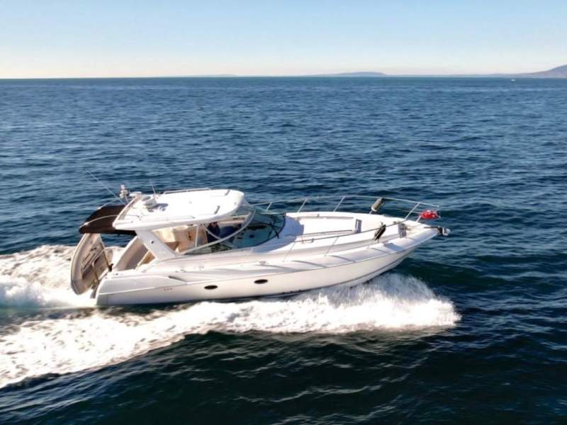 Riviera M360