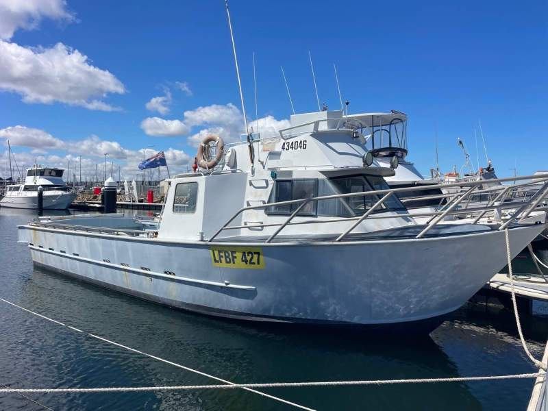 Star ALUMINIUM FLYBRIDGE CRAY FISHING VESSEL