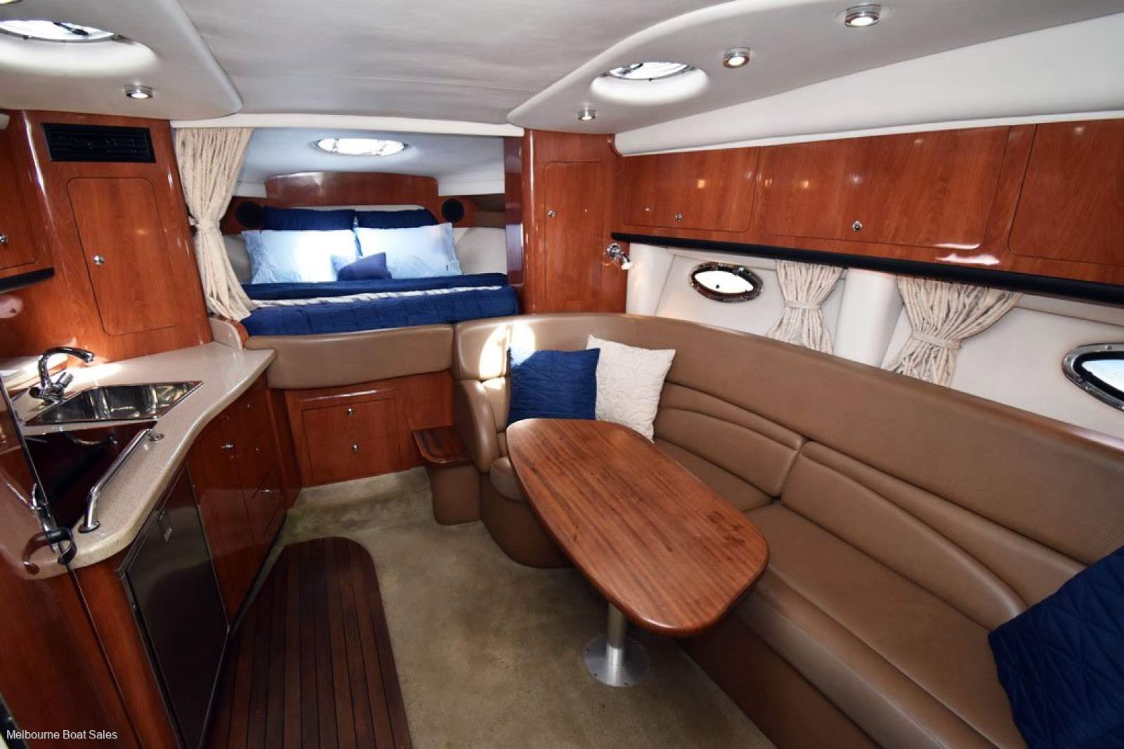 Crownline 340 CR - WITH HARDTOP