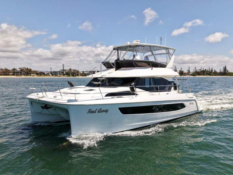 Aquila 44 Yacht