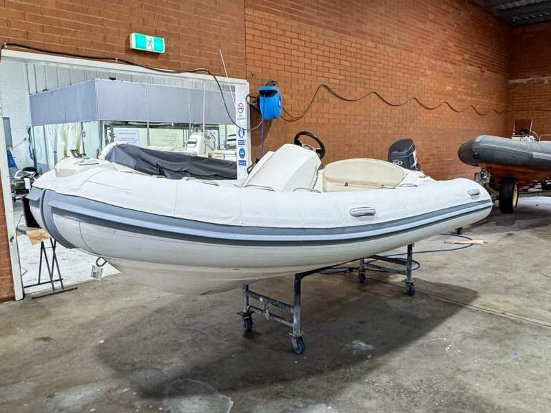 Brig Eagle 380