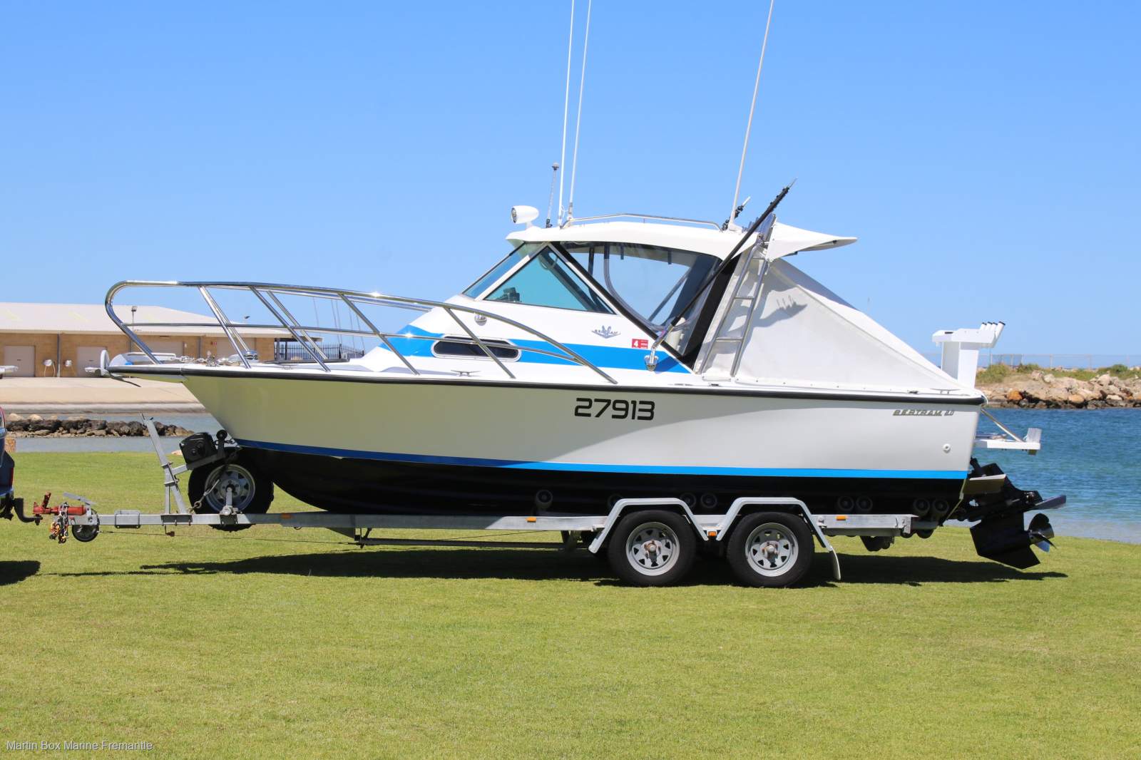 Bertram 20 with Only 70 Hours on V6 Mercruiser 4.5L