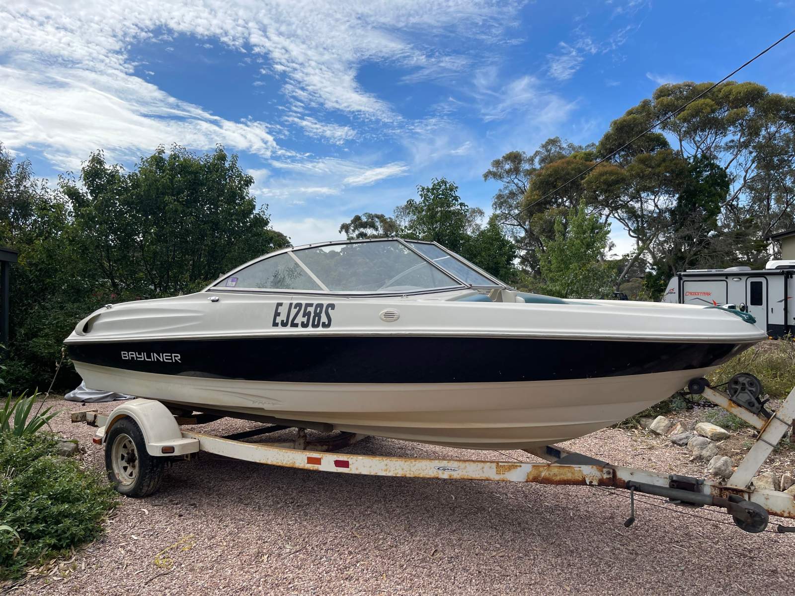 Bayliner 175 Capri Manufacture year 2000
